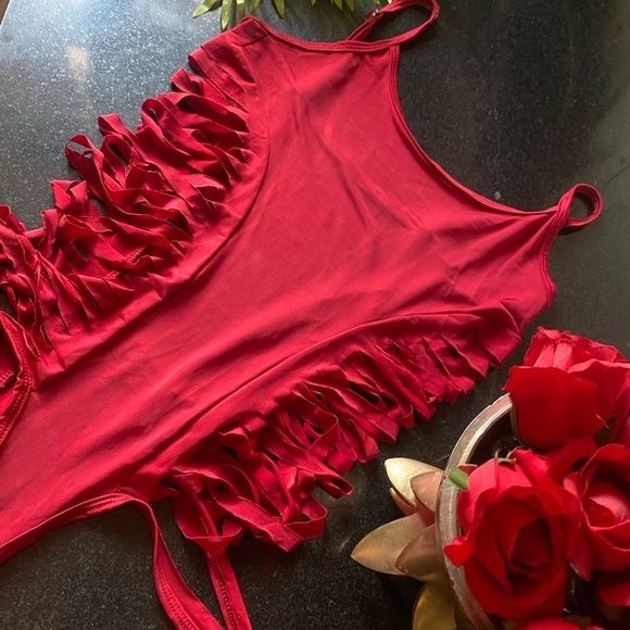 SOLD✔️Fringe Red Bodysuit - Picture 4 of 5